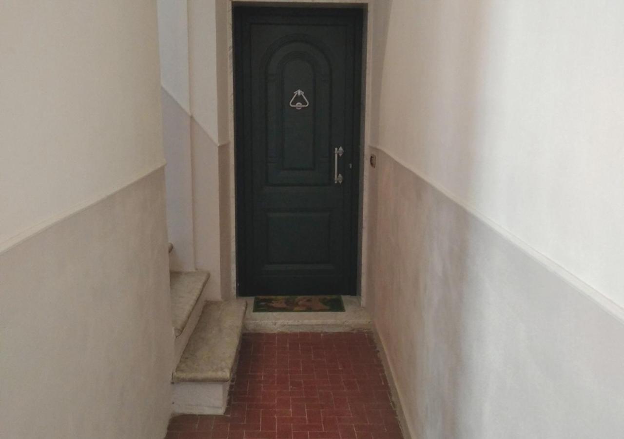 Apartamento Casa Artisti Carrara Exterior foto